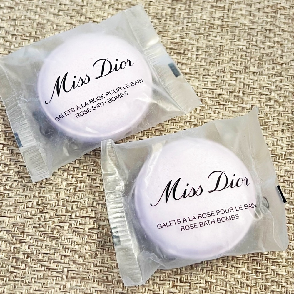 Dior Miss Dior Rose Bath Bombs - Light Pink